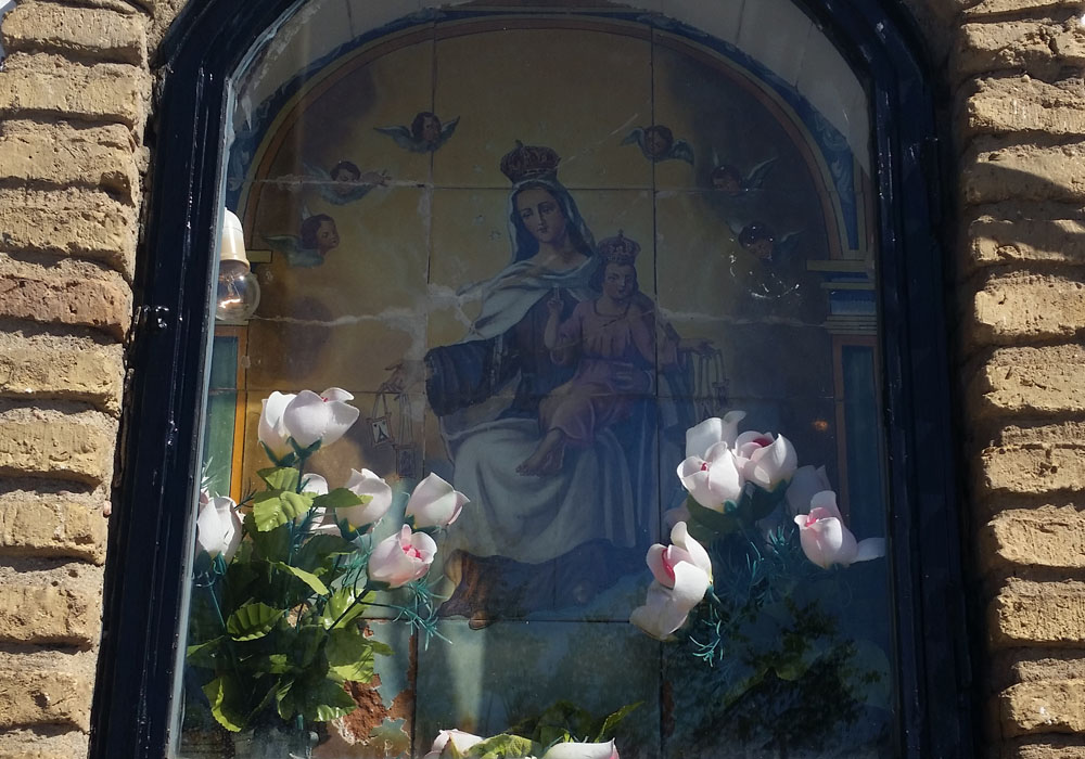 Hornacina de la Virgen del Carmen