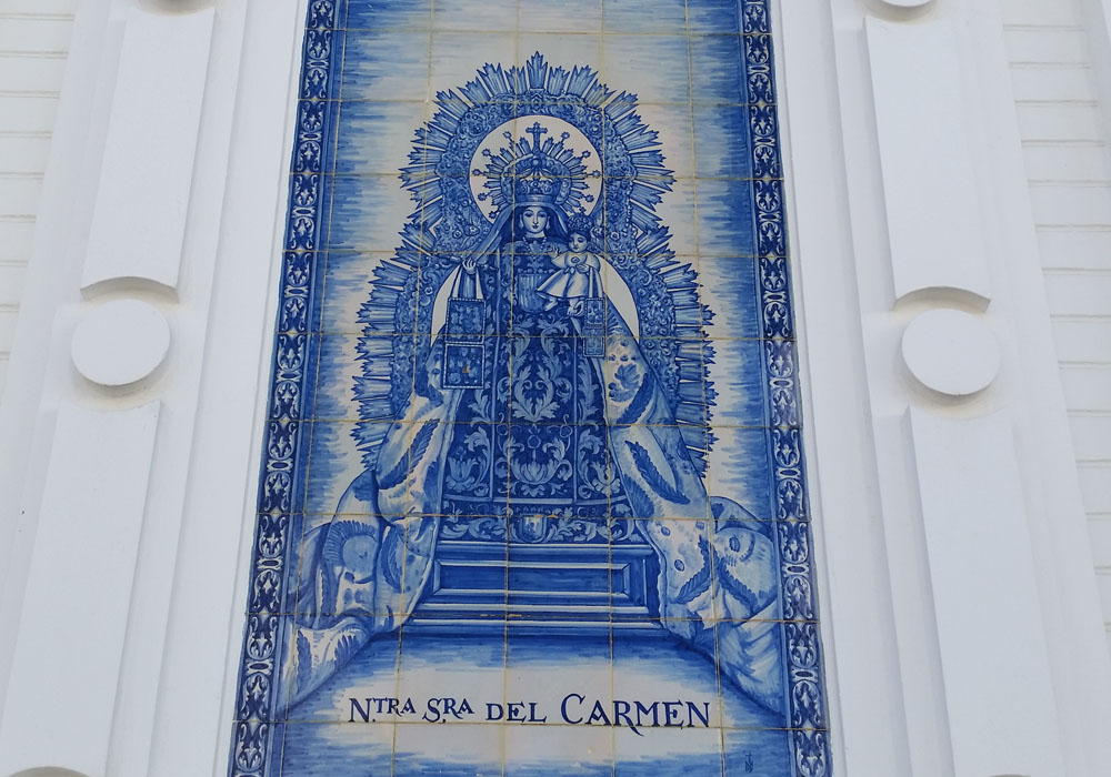 Azulejo de la Virgen del Carmen