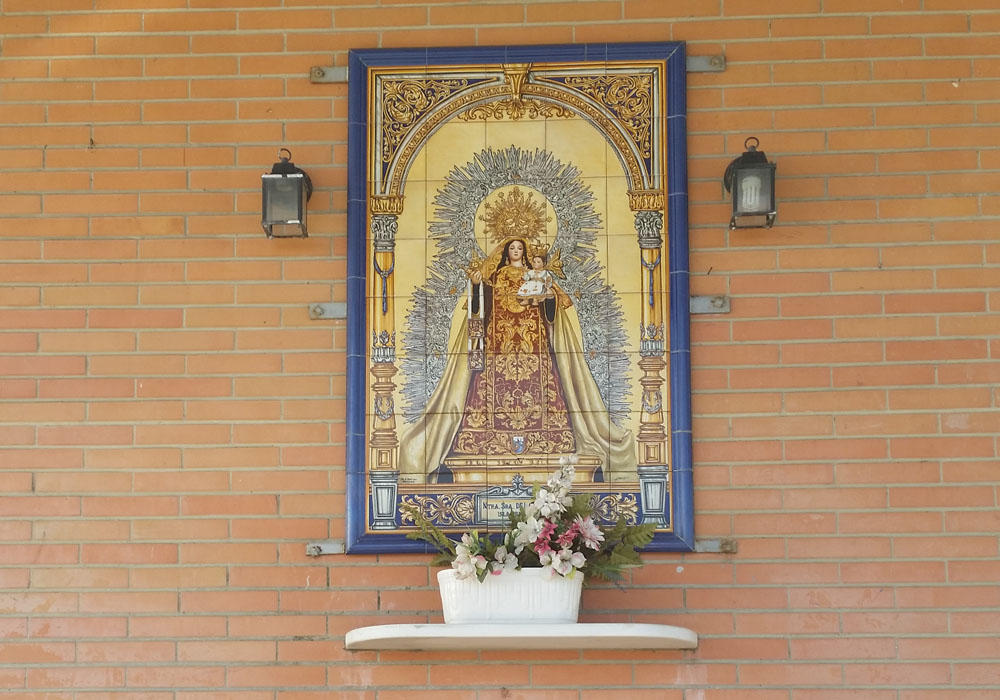 Azulejo de la Virgen del Carmen en la lonja