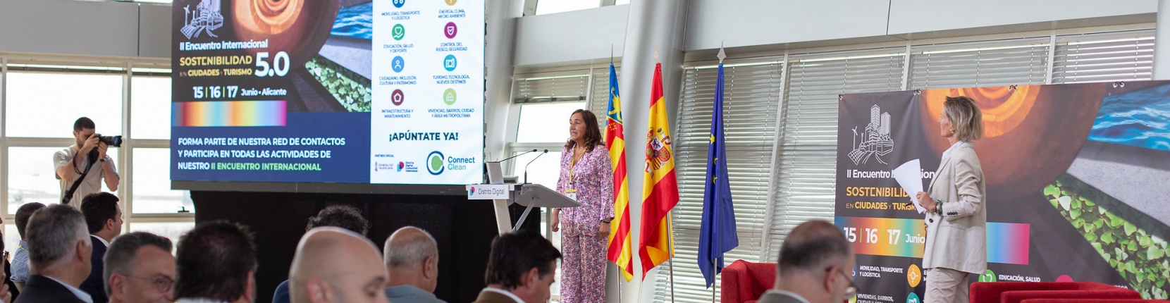 Asistencia al evento Sostenibilidad en ciudades y turismo 5.0.
