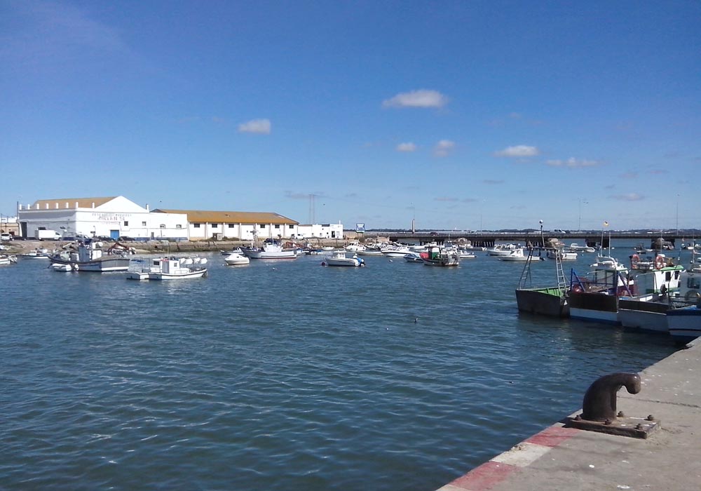 Talleres y astilleros desde el muelle